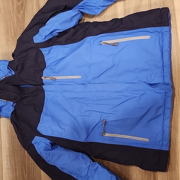 Womens Winter Jacket And Toques - Picture 2 of 10